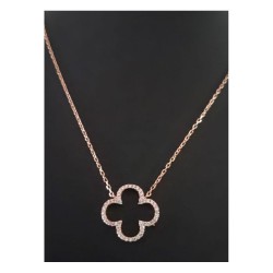 Collier avec pendentif trèfle